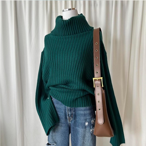 Green White House Black Market ribbed turtleneck sweater Large. - Picture 2 of 8